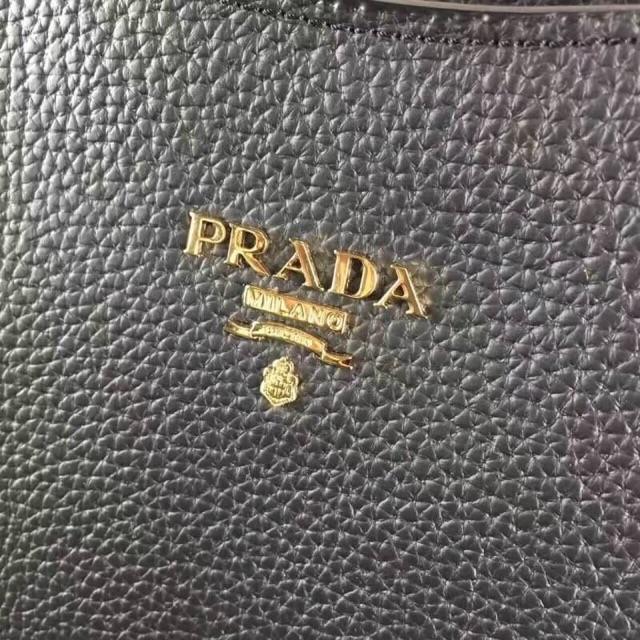 พร้อมส่ง-prada-size-35-25-13cm-งาน-hi-end-หนังเเท้