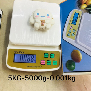 เครื่องชั่งดิจิตอล แบบเหลี่ยม ตาชั่งดิจิตอล  7kg กิโล หน้าปัดไฟ LEDอุปกรณ์ มองเห็นชัดเจน แถมถ่าน AA 2 ก้อน รุ่น SF400A