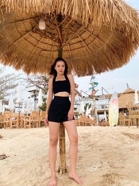 yuna-on-the-beach-crop-top