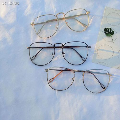 แว่นตา-แว่นกรองแสงสีฟ้า-แว่นกันแสงสีฟ้า-แว่น-แว้นกรองแสง-แวนตาแฟชั่น-แว่นกรองแสง-แว่นสายตายาว-แว่นตาป้องกันรังสีชาย
