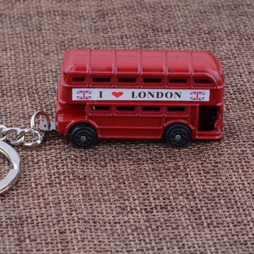 ภาพสินค้าพวงกุญแจรูปรถบัสสีแดง จากร้าน boloni.th บน Shopee ภาพที่ 5