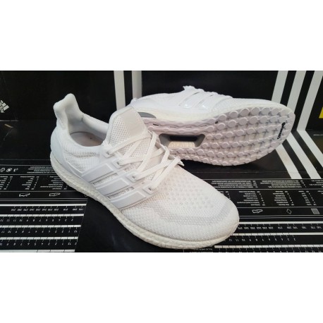 adidas-ultra-boost-triple-white-2-0