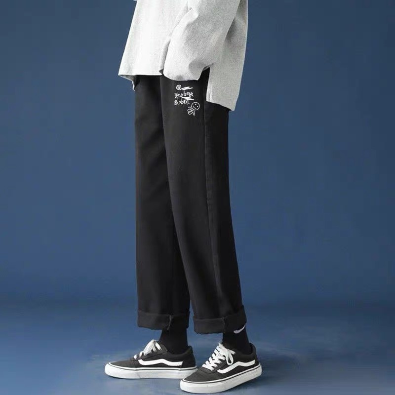 ภาพหน้าปกสินค้าใหม่ กางเกงขายาวลายการ์ตูน ลายน่ารัก แฟชั่นชาย มาใหม่ กางเกงยีนส์ขายาว K55