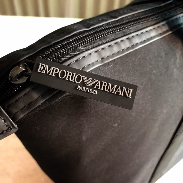 emporio-armani-traval-bag-พรีเมี่ยมกิ๊ฟของแท้-limited-edition