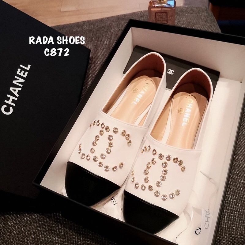 c872-รองเท้าผ้าใบสวยๆ-หน้าปัก-เพชรเรียง-เม็ดต่อเม็ด