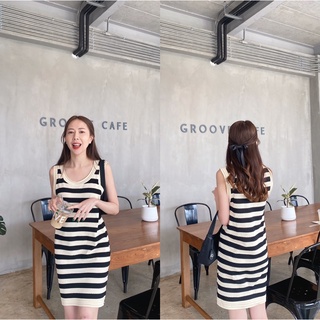 Striped dress  เดรส Knit ลายริ้วคอกลม