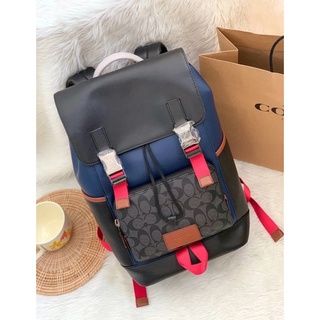 กระเป๋าเป้  coach outlet ราคาจับต้องได้