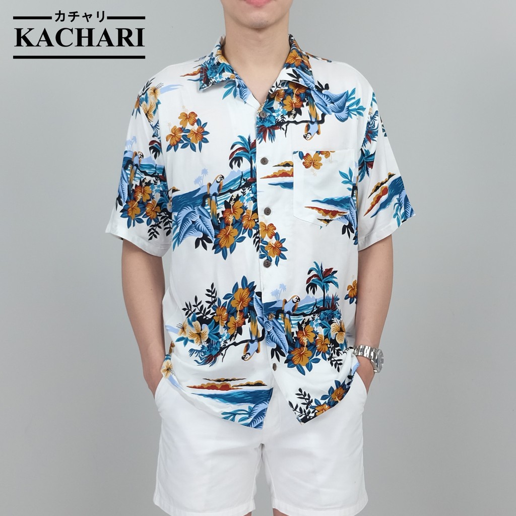 kachari-flower-parrot-สีขาว-พร้อมส่งฟรี-เสื้อฮาวาย-เสื้อสงกรานต์-ผ้าเรยอน