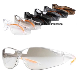 ภาพหน้าปกสินค้าแว่นตานิรภัย แว่นตาเซฟตี้ แว่นตากันลม แว่นตากันฝุ่น แว่นตากันแดด แว่นตาUV รุ่น 739 ซึ่งคุณอาจชอบสินค้านี้