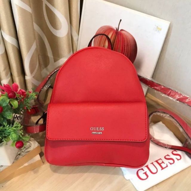 กระเป๋าเป้-guess-mini-bagpack