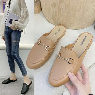 ภาพขนาดย่อของภาพหน้าปกสินค้า️โค้ดส่งฟรีเก็บหน้าร้าน ️happy_fashion9 : รองเท้าแจะแบบสวม เปิดส้นเท้าแต่งโซ่ TP3 จากร้าน happy_fashion9 บน Shopee ภาพที่ 2