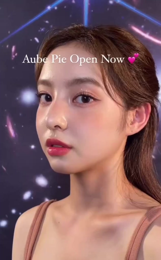 chuu-lens-รุ่น-aube-pie-สี-moon-brown-คอนเทคเลนส์รายเดือน