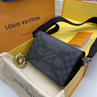 Louis Vuitton Original Grade 23cm เท่มากเลยค่ะ งานดี ตัดเย็บปราณีต หนังแท้ แคนวาสคุณภาพดี ถ่ายจากสินค้าจริงค่ะ