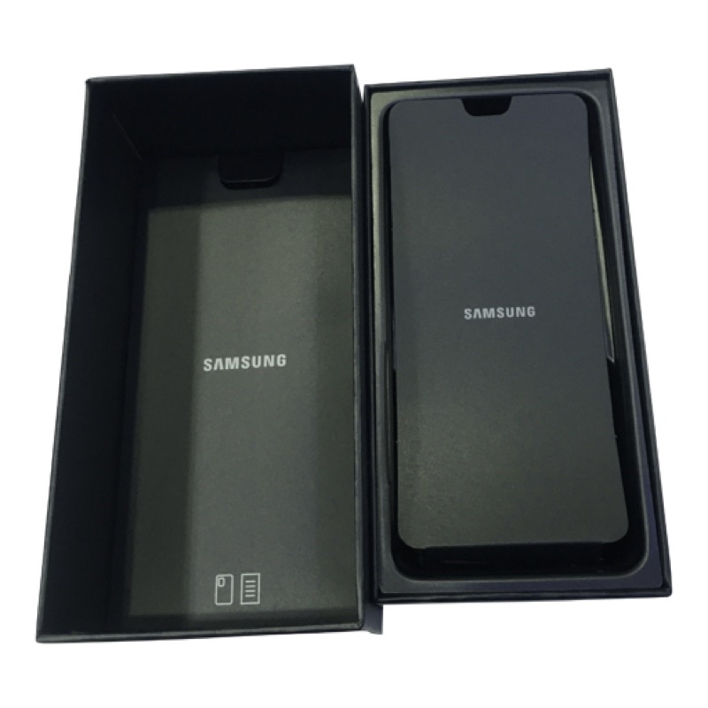 กล่องsamsung-galaxy-s20-5g-ด้านในไม่มีตัวเครื่องและไม่มีอุปกรณ์