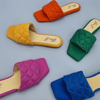 [PRE-ORDER] Memo Madison Sandals - รองเท้าแตะที่นิ่มที่สุด เสริมพื้นหนานุ่มด้วย Memory footbed
