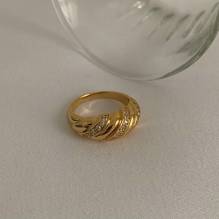 AP CROISSANT GEM RING