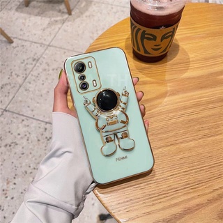 In Stock New เคส Infinix Zero 5G / Zero X Pro / ZeroX / Zero X Neo Fashion Retro Soft Case Plating with Astronaut Stand Camera Lens Protection Cover เคสโทรศัพท์ Infinix ZEROXPRO