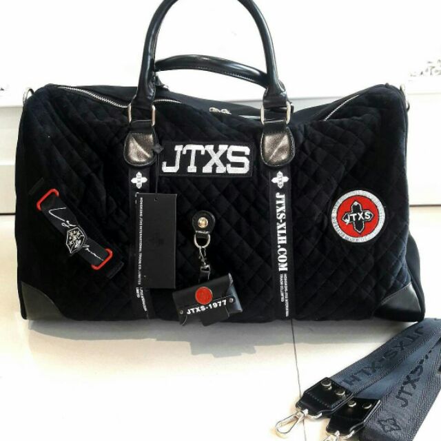กระเป๋าtravel-amp-fitness-bag-สาย-street-จากแบรนด์-jtxs
