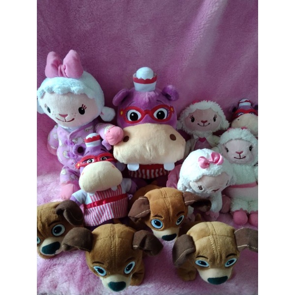 ตุ๊กตาหมอแม็ค-ด็อก-แมคสตั๊ฟฟินส์-doc-mcstuffins-ลิขสิทธิ์แท้-มือสอง