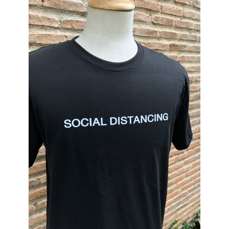 เสื้อยืด-social-distancing-นานาชาติ