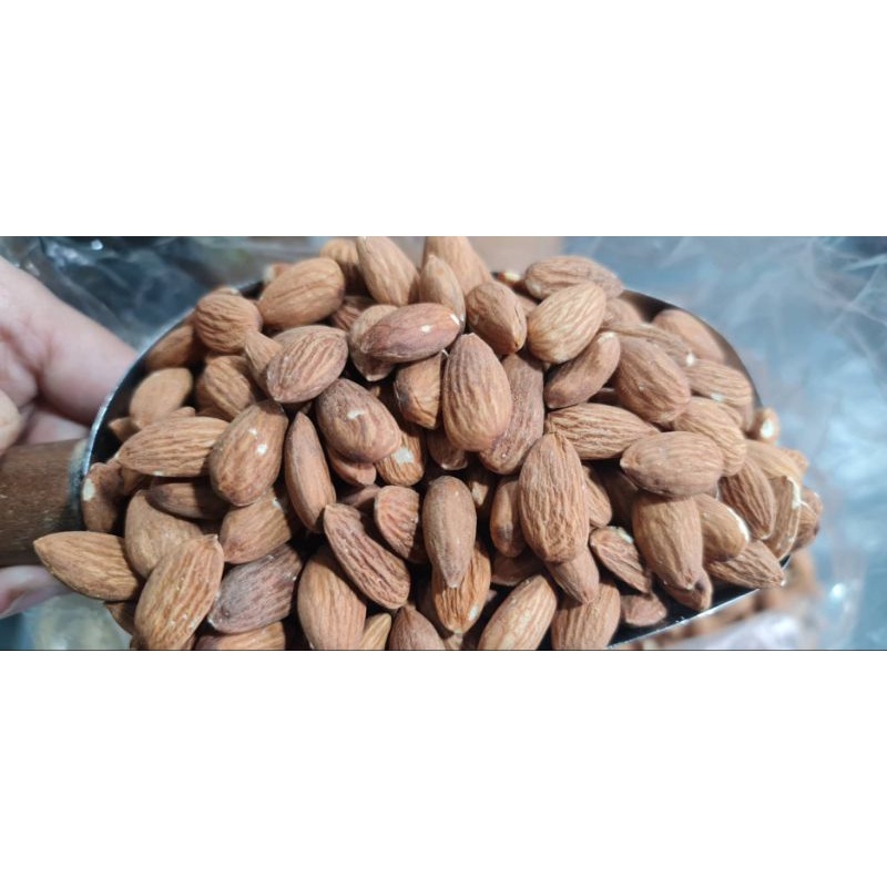 ถั่วอัลมอนด์ออเเกนิกสำหรับนก-500g