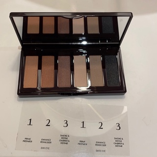 CHARLOTTE TILBURY The Super Nudes Easy Eye Palette 8.2g.