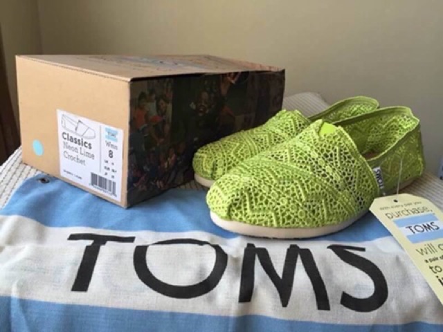 toms-neon-lime-crochet-outlet-สีเขียว