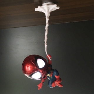 ✓✈Marvel Q รุ่นส่องสว่าง Spider-Man Avengers Alliance Iron Man hand-made เขย่าหัวของเล่นเดสก์ท็อปตกแต่งของขวัญ