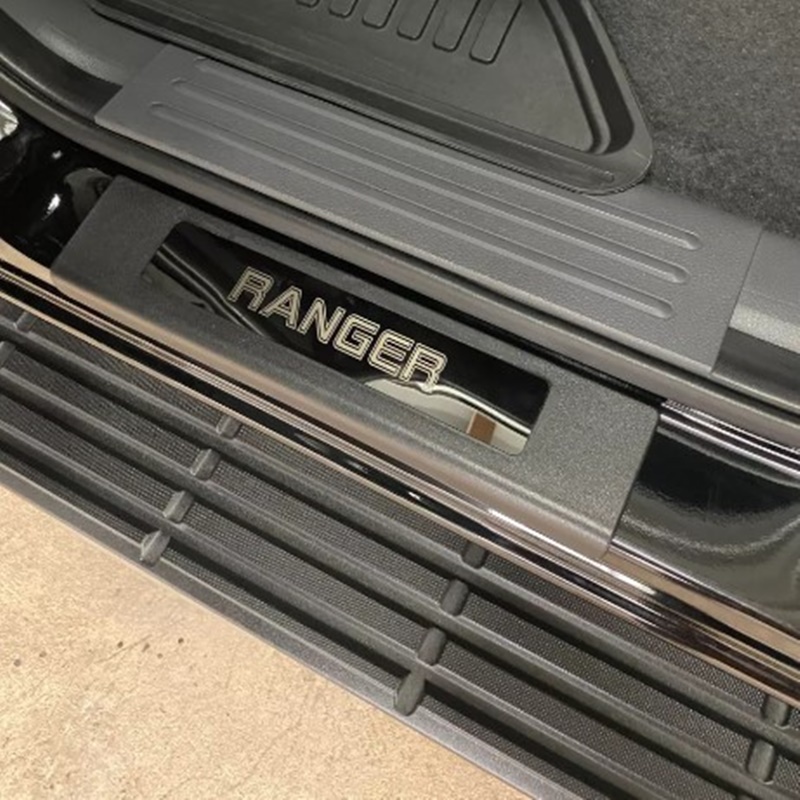 ชายบันได-ฟอร์ด-เรนเจอร์-ford-ranger-4-ประตู-ปี-2012-ปัจจุบัน-สีดำ-ไม่ขึ้นสนิม-สคัพเพลท-กันรอยข้างประตู-กาบข้างประตู