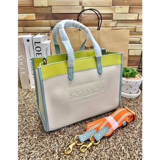 COACH FIELD TOTE 30 IN COLORBLOCK WITH COACH BADGE ((C0777))