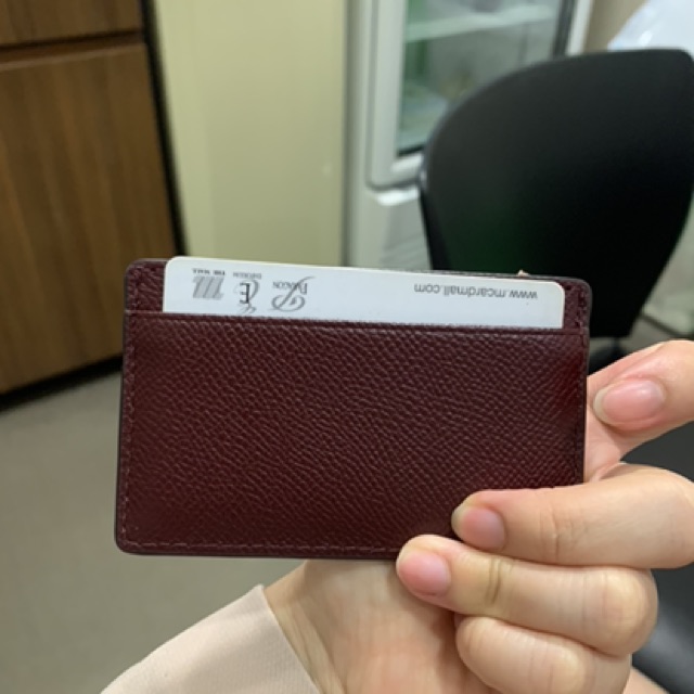 michael-kors-100-credit-card-holder-ของแท้-จากช็อปสนามบินสิงคโปร์-ที่ใส่ธนบัตร-หนังแท้