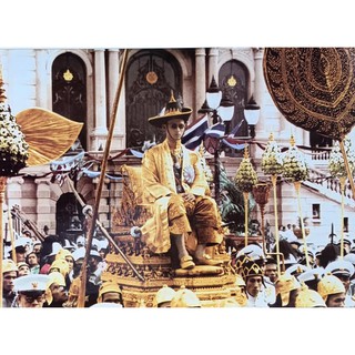 รูปภาพมงคล ร.9 พระราขพิธีขึ้นครองราชย์บูชาเสริมฮวงจุ้ยรูปภาพมอบเป็นของขวัญที่ระลึกขนาดภาพ 15x21นิ้ว