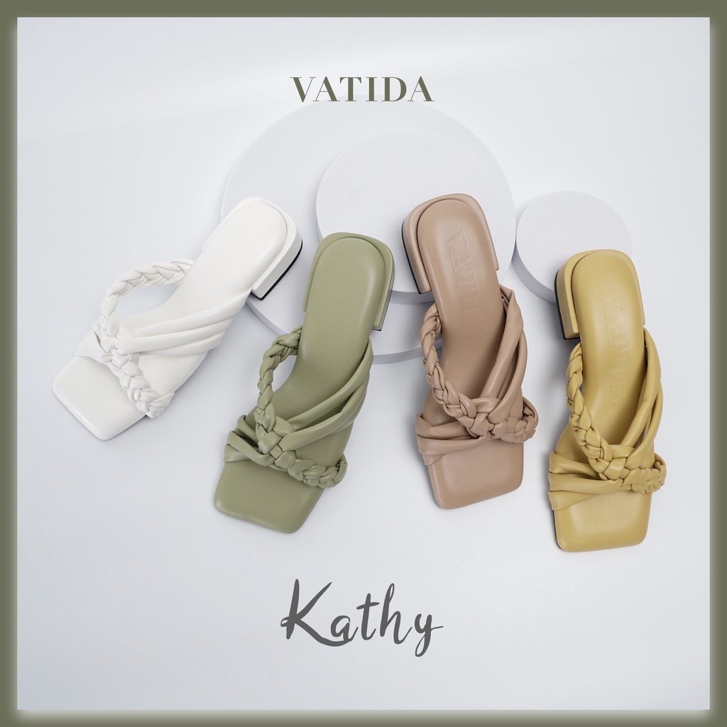 ภาพหน้าปกสินค้า(  In stock ) รองเท้าผู้หญิง รองเท้าเเตะผู้หญิง รองเท้าเเฟชั่นผู้หญิง Size 36-41 รุ่น Kathy(VTD-031)