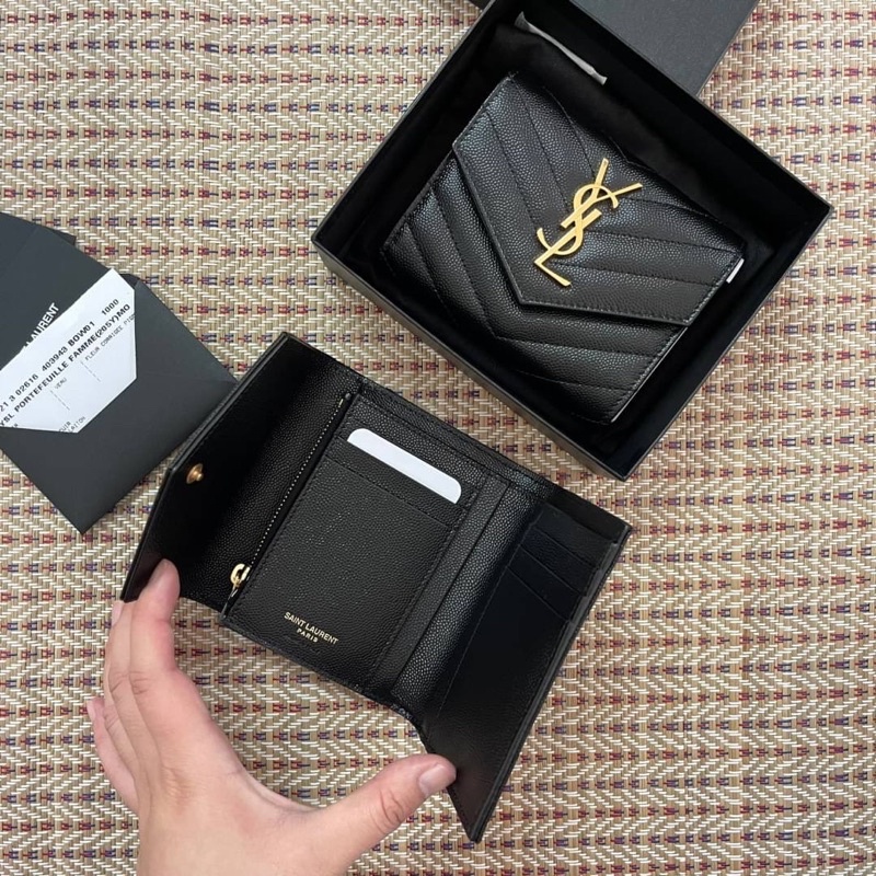 New YSL TRI FOLD WALLET ( 3พับ ) ของแท้ 100 ค่ะ ไม่ขายของปลอมค่ะ