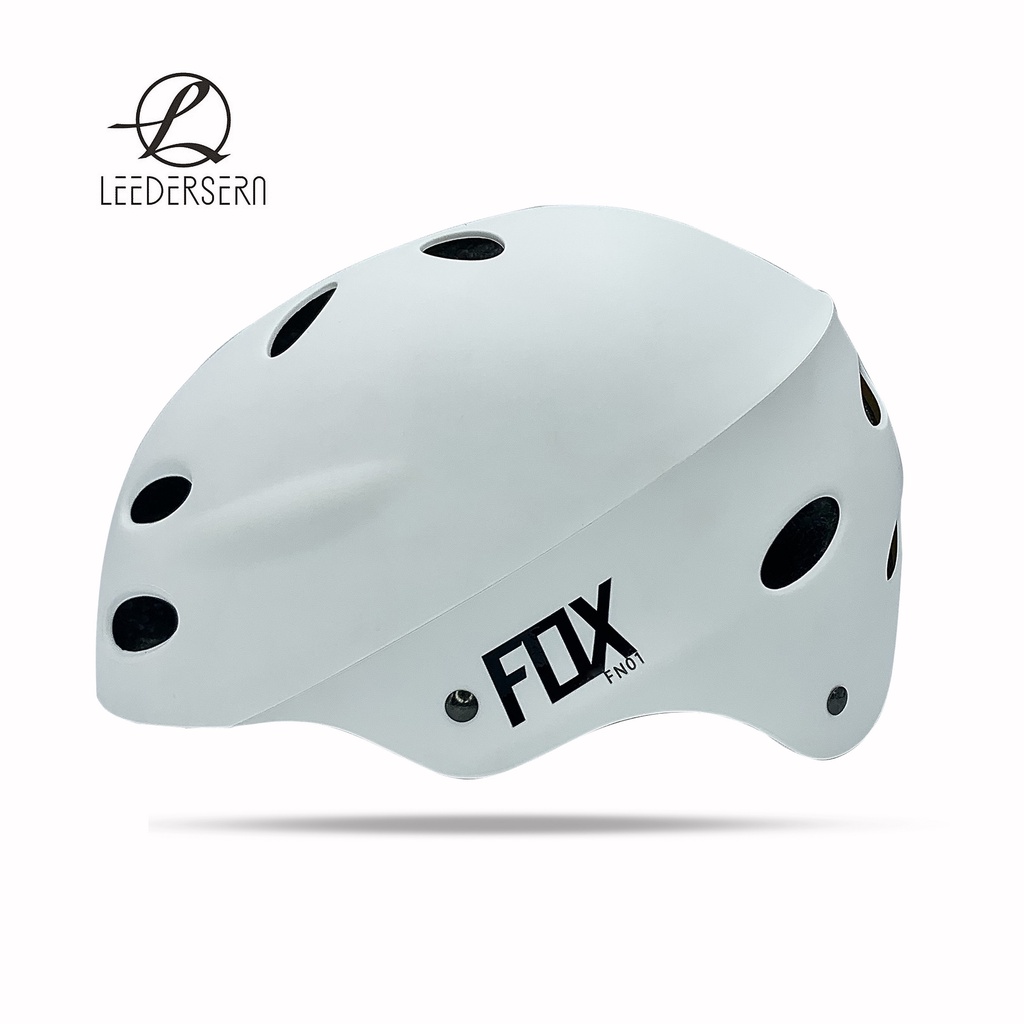 ภาพหน้าปกสินค้าLee bicycle หมวกจักรยาน FOX size:M/L 54-62cm แบบ ใหม่