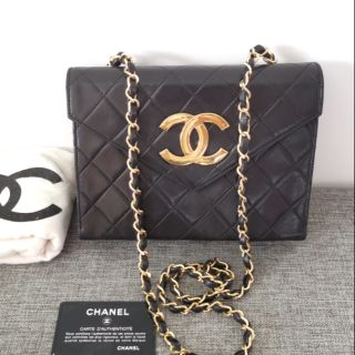 Sold​ out​♥️​Chanel​ Biglogo​ Flap​bag​ vintage​ size​8​