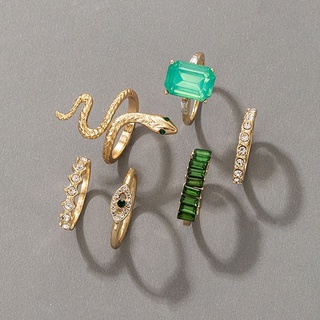 ภาพขนาดย่อของภาพหน้าปกสินค้า𝓑𝓮𝓪𝓾𝓽𝓲𝓯𝔂 แหวนงูประดับคริสตัลเขียวมรกตเซ็ท6ชิ้น จากร้าน nutnapha บน Shopee ภาพที่ 4