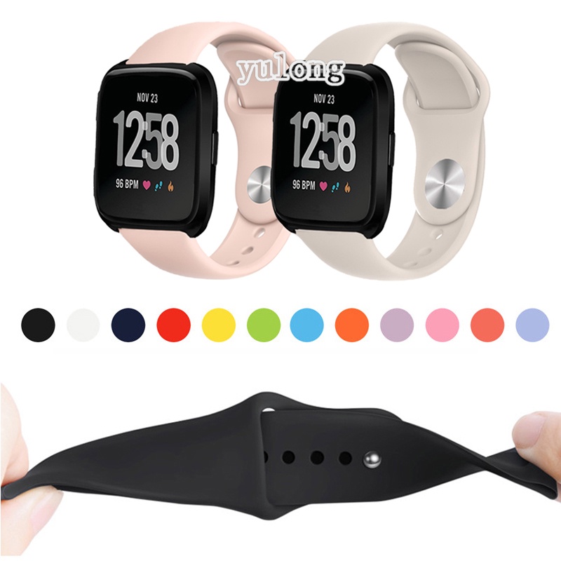 ภาพหน้าปกสินค้าสายนาฬิกาซิลิโคนอ่อนนุ่มสำหรับ Fitbit Versa 2 / Versa Lite / Versa 1 / SE จากร้าน yulong.th บน Shopee