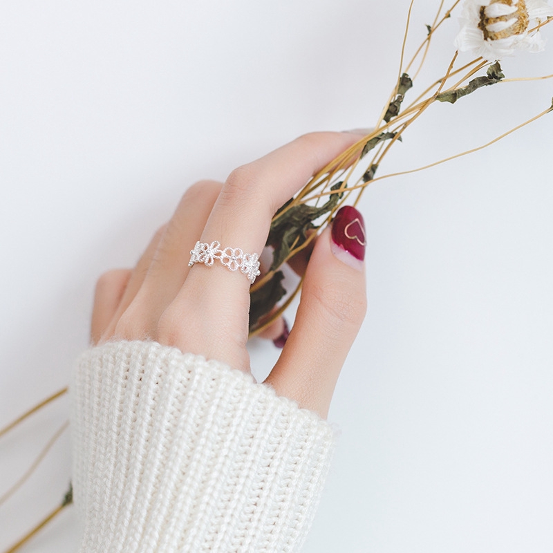 s925-แหวนแฟชั่นสตรีประดับดอกไม้สีเงิน