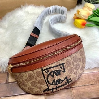 COACH BELT BAG IN SIGNATURE WITH REXY BY GUANG YU