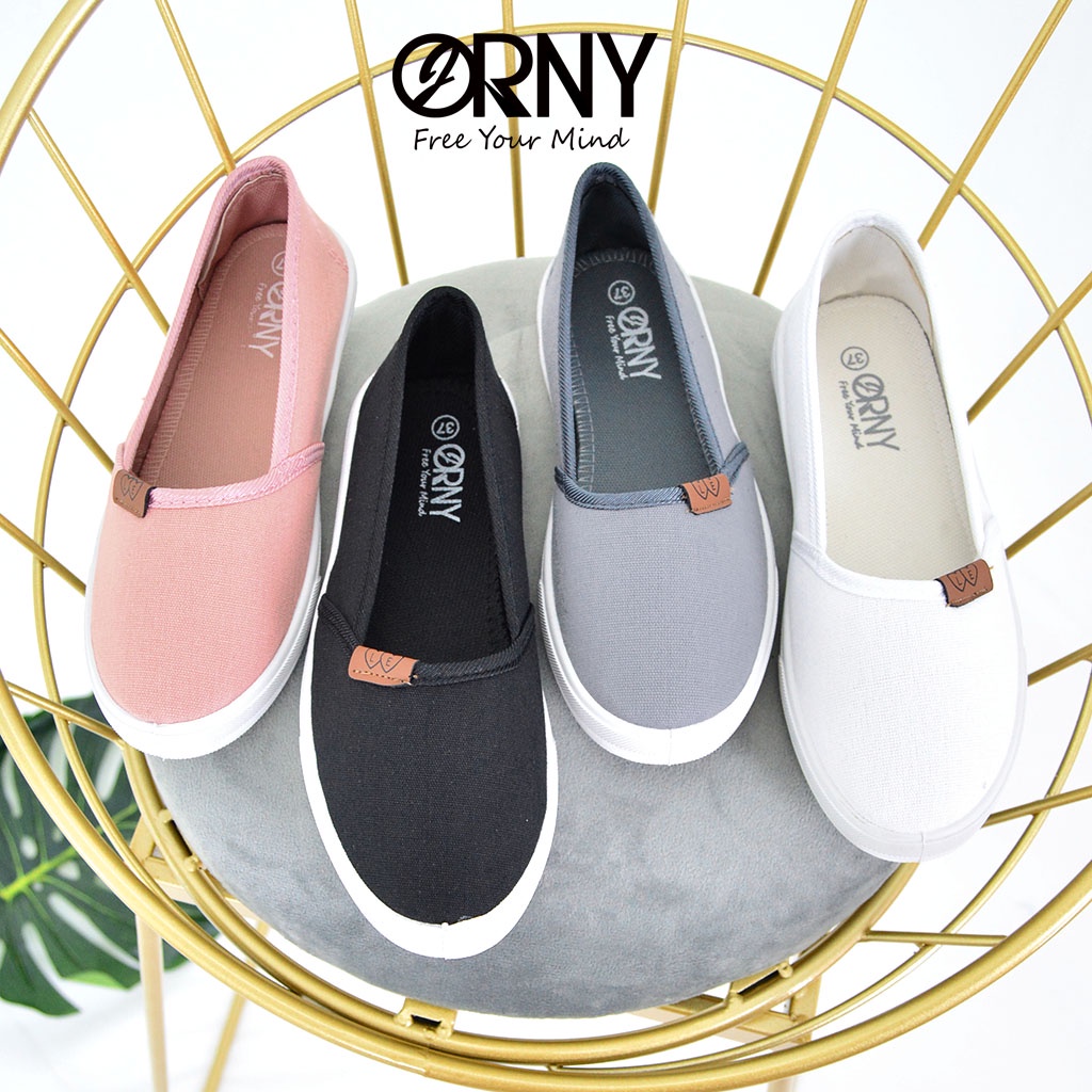 รูปภาพสินค้าแรกของOY78 ORNY(ออร์นี่) รองเท้าผ้าใบแบบสวม รองเท้าผ้าใบผูหญิง
