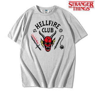 เสื้อยืดสีดำอินเทรนด์เสื้อยืด พิมพ์ลาย Hellfire Club Stranger Things 4 สําหรับผู้ชายS M L   XL  XXL