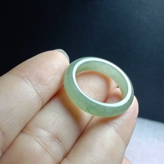 แหวน หยกพม่าแท้เนื้อใสๆไอซี่เจดขนาด54 สีเขียวอ่อน