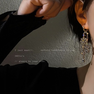Diamond flower metal geometric earrings Korean design retro court style literary fan personality ear buckle temperament
