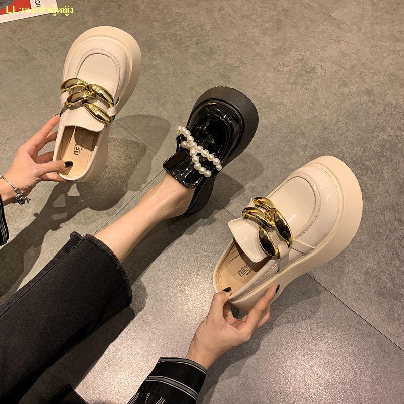 จัดส่งรวดเร็ว-baotou-รองเท้าแตะผู้หญิง-2022-รุ่นใหม่เกาหลีรุ่นมุกโลหะหัวเข็มขัดหนาด้านล่างรอบนิ้วเท้ารองเท้าหนังขนาดเล็
