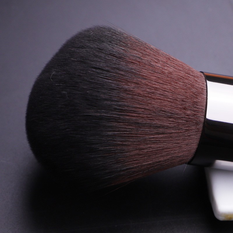 make-up-forever-130-big-round-head-honey-powder-brush-profession-loose-powder-makeup-brush