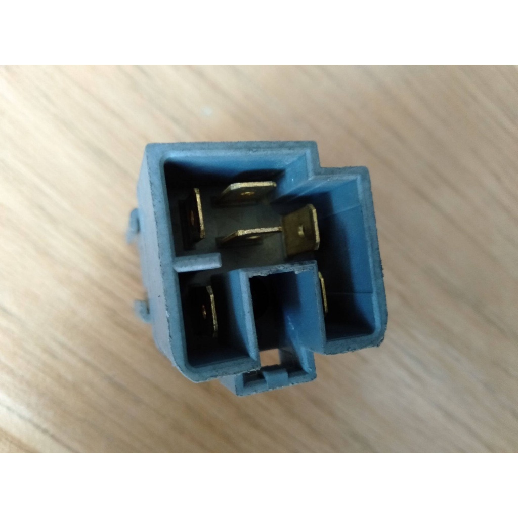 รีเลย์-nissan-12v-นิสสัน-สีเทา-6ขา-แท้ญี่ปุ่น-มือ2-ราคาต่อ-1-ชิ้น
