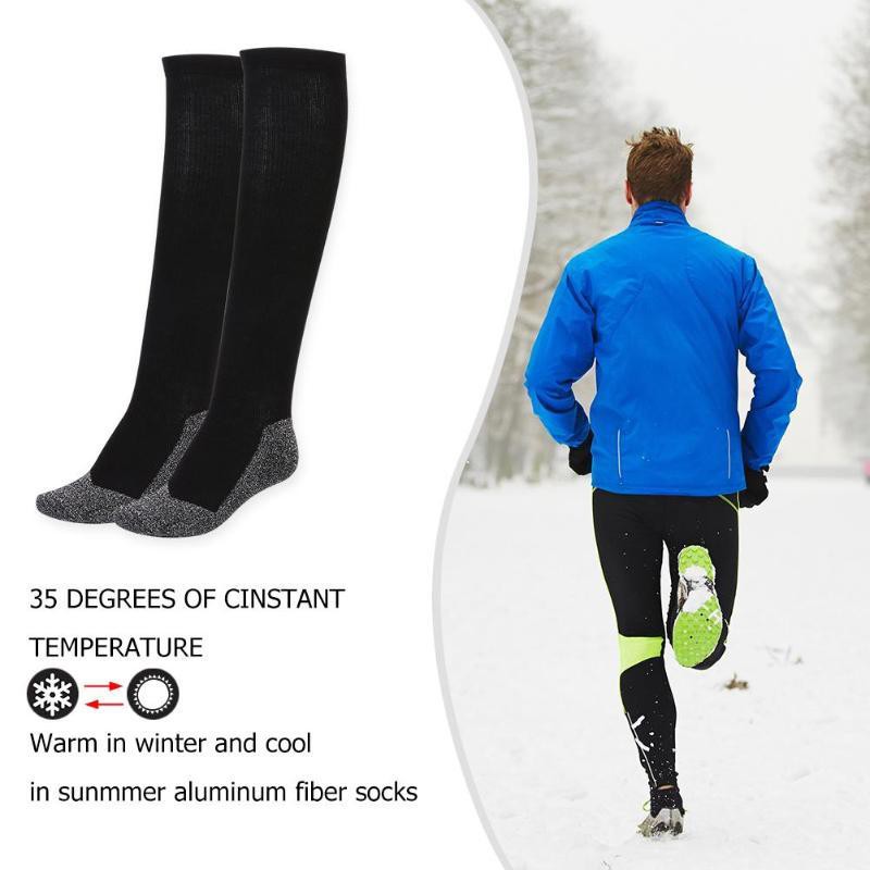 ภาพหน้าปกสินค้าถุงเท้ากันหนาว ถุงเท้า ทำความ ร้อน อุ่น อุณหภูมิ ติดลบ เล่นหิมะ ทำจากเส้นใย Aluminized 35 Degree Below