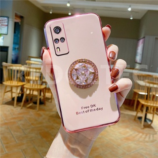 ภาพหน้าปกสินค้า6D เคส VIVO Y51 Y51A Y31 Y53S 2021 ป้องกันเลนส์หรูหราซิลิโคนอ่อนเคสโทรศัพท์พร้อมที่วางขาตั้งเพชร ซึ่งคุณอาจชอบสินค้านี้