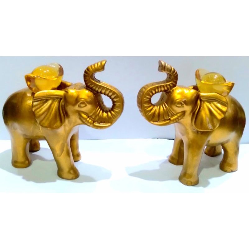 ช้างคู่แบกก้อนทองคริสตันสีทอง-เป็นสัญลักษณ์ของความอุดมสมบูรณ์ไปดว้ยโชคลาภเงินทองและความมั่งคั่งร่ำรวย